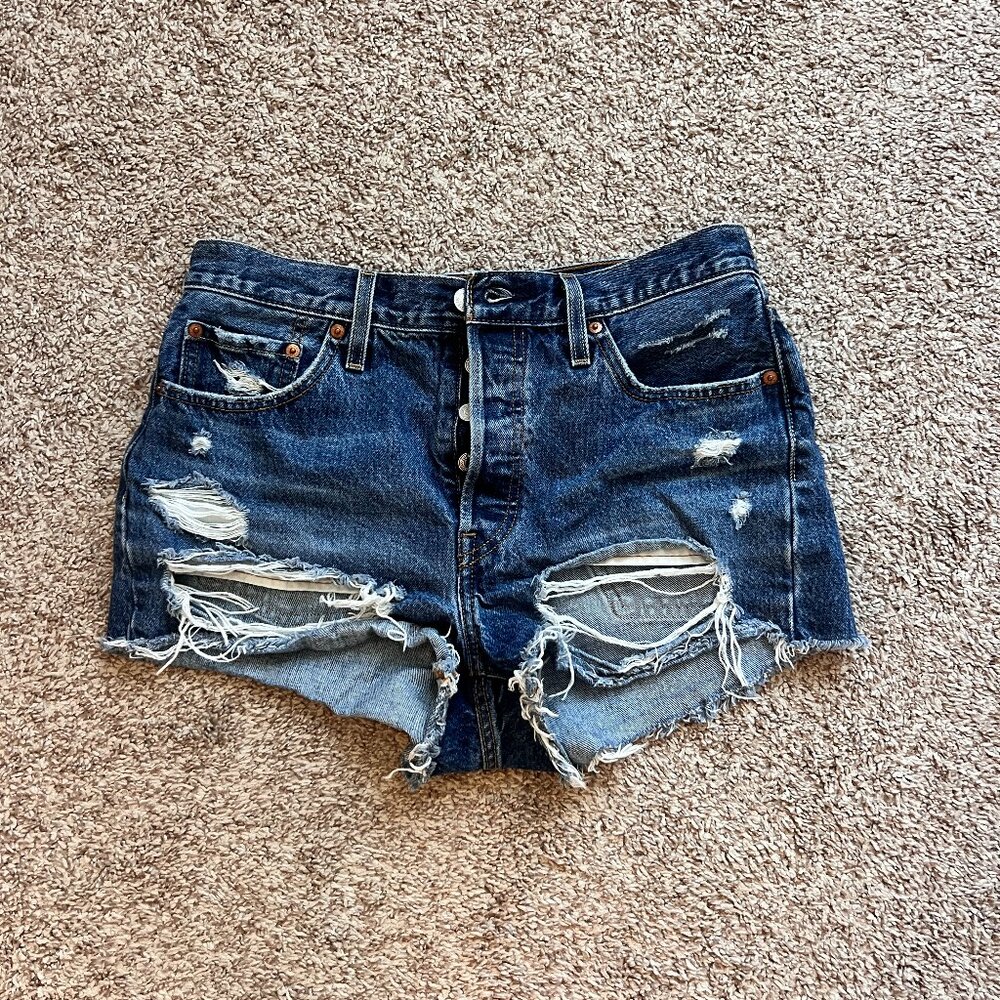 Levi's 501 %100 Cotton Distressed Shorts